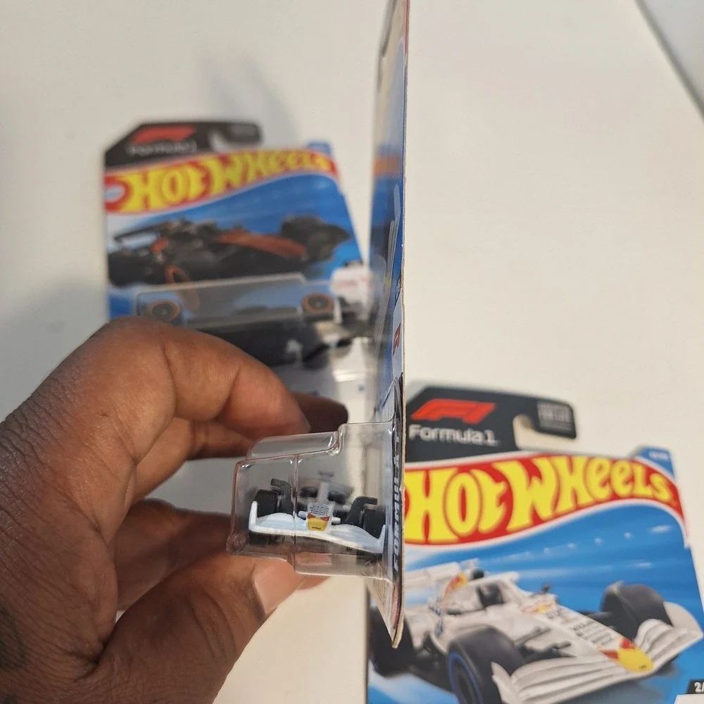 Hot Wheels Formula 1 McLaren & Visa‎ Cash App Racing Bull 3 Cars